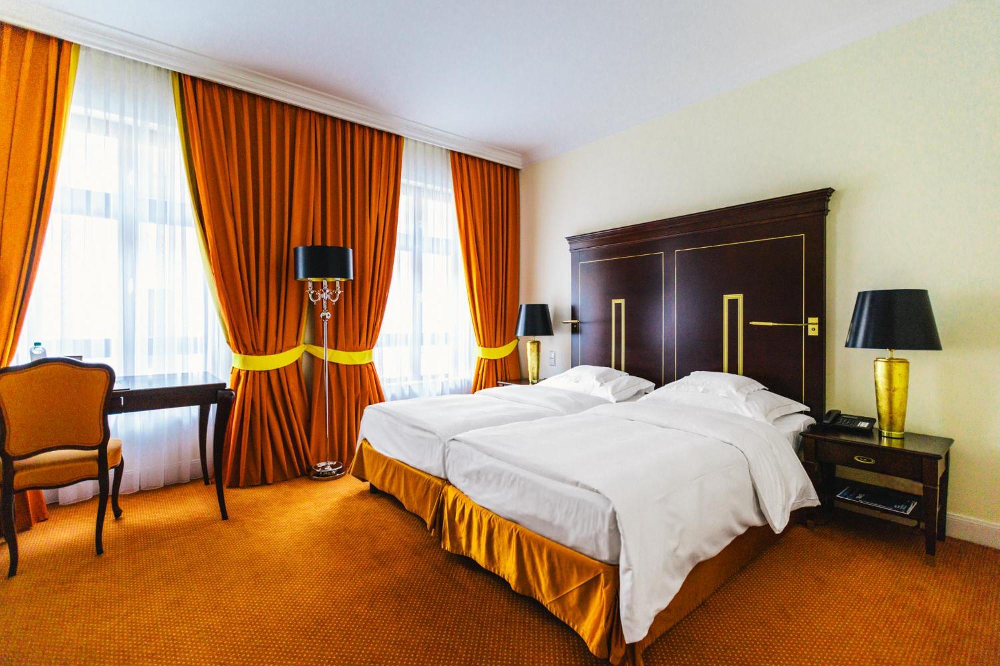 Relais&châteaux Bülow Palais Hotel