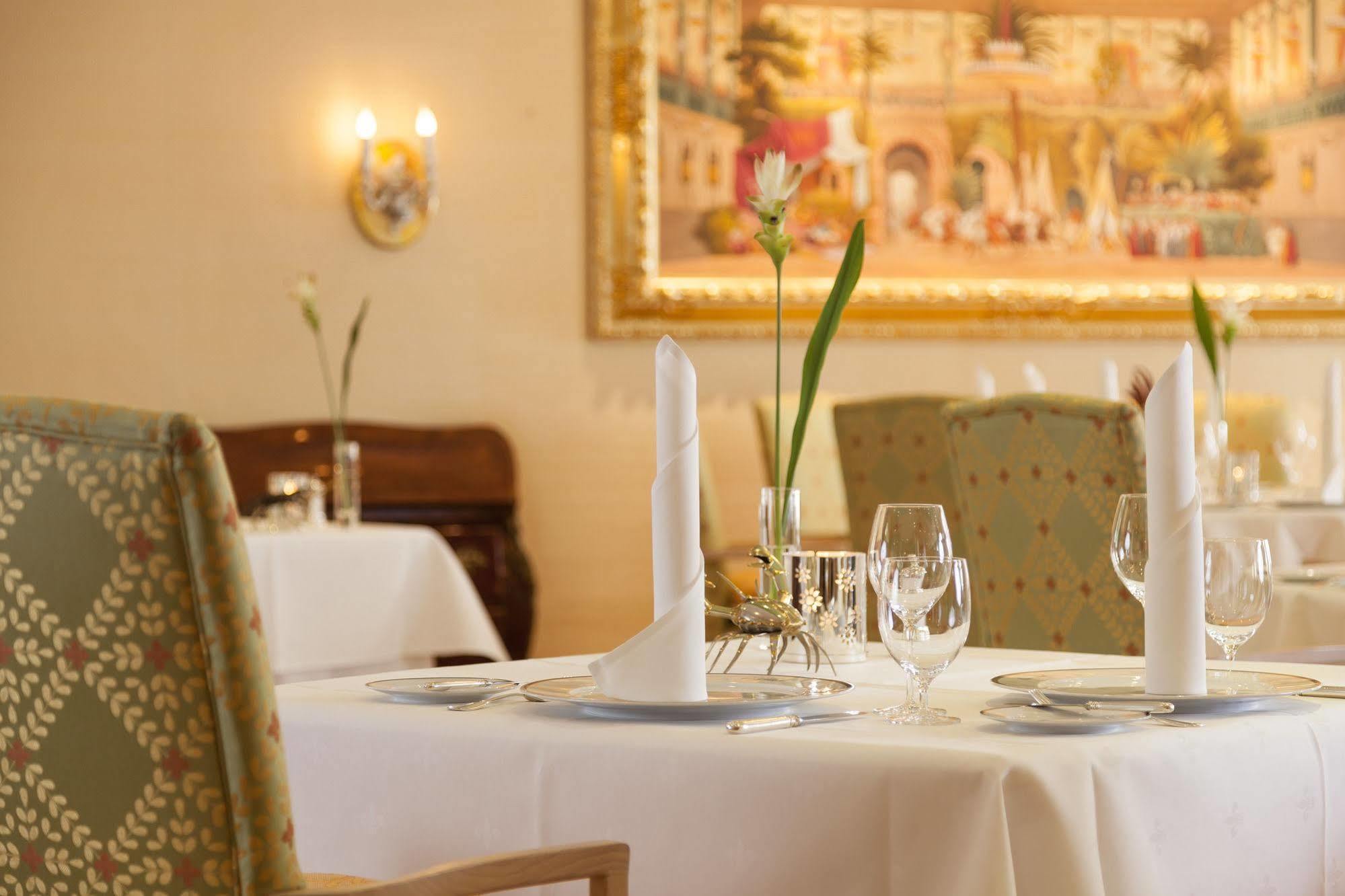 Relais&châteaux Bülow Palais Hotel