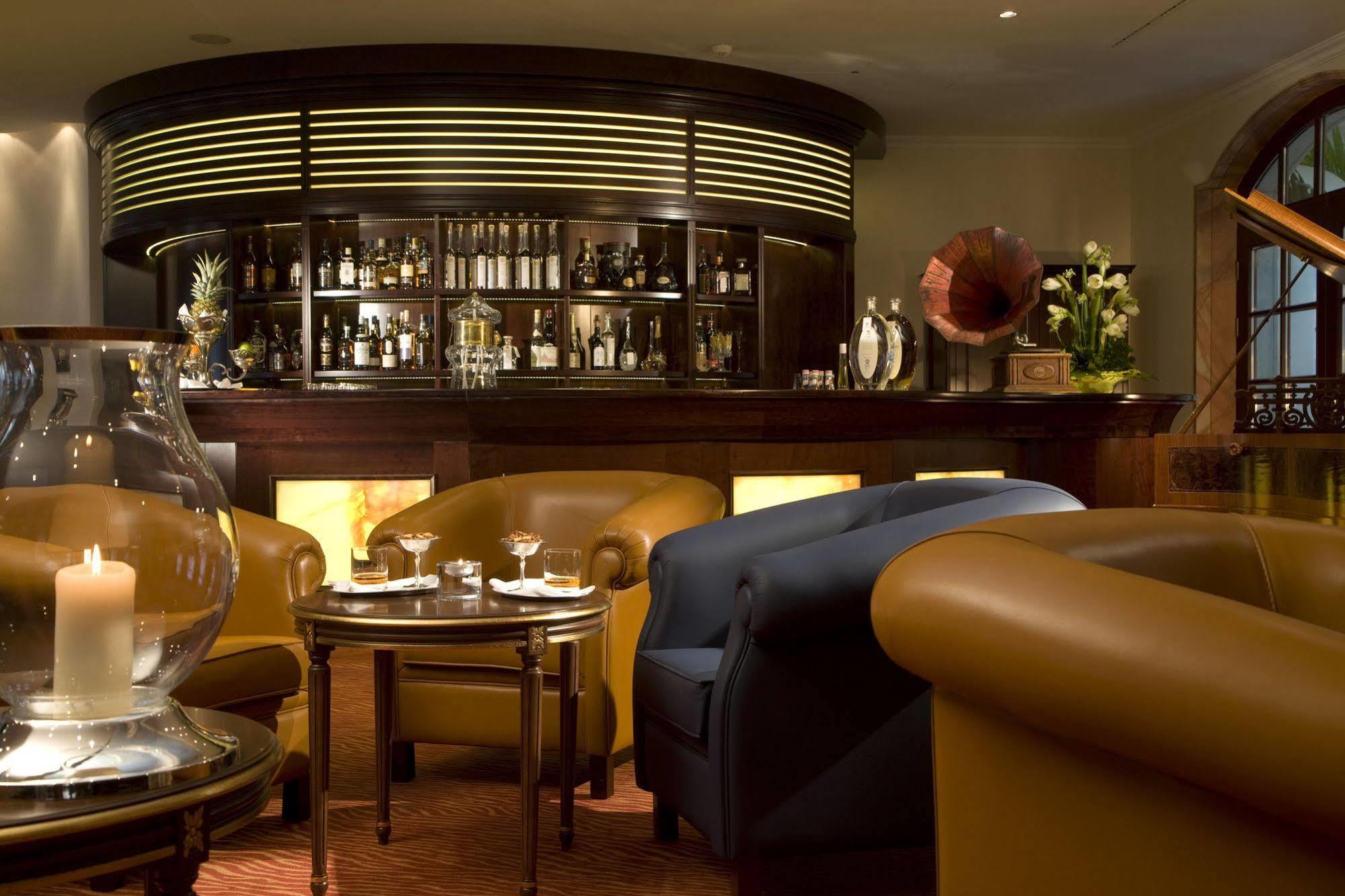 Relais & Chateaux Buelow Palais