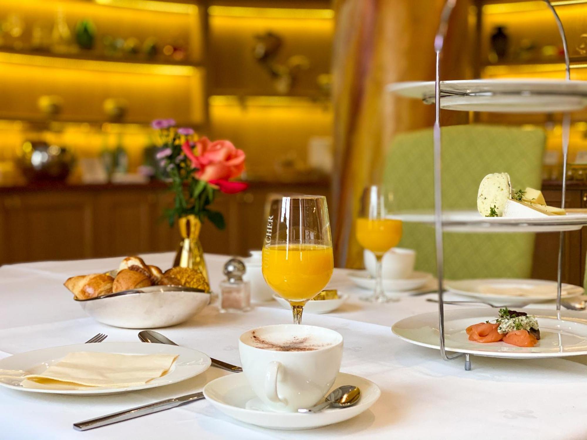 Relais & Chateaux Buelow Palais Hotel