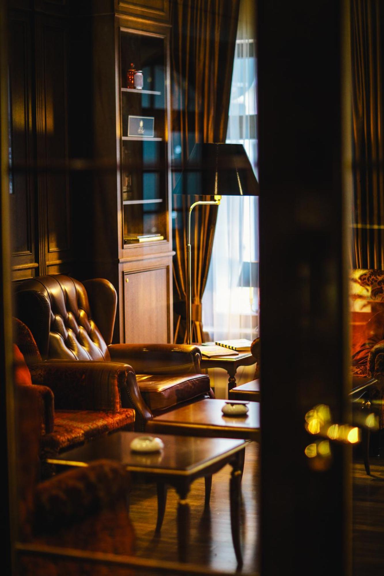 Relais & Chateaux Buelow Palais Hotel Dresden