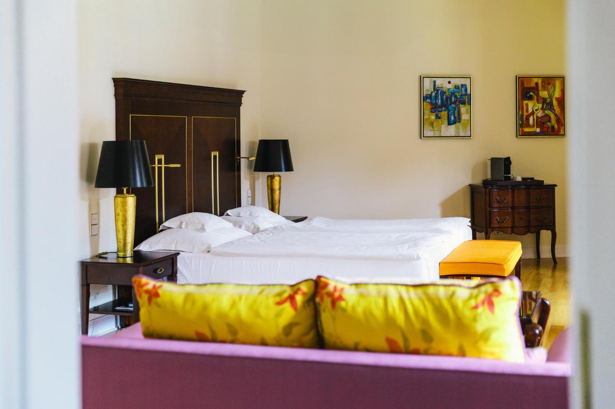 Relais & Chateaux Buelow Palais Hotel Dresden