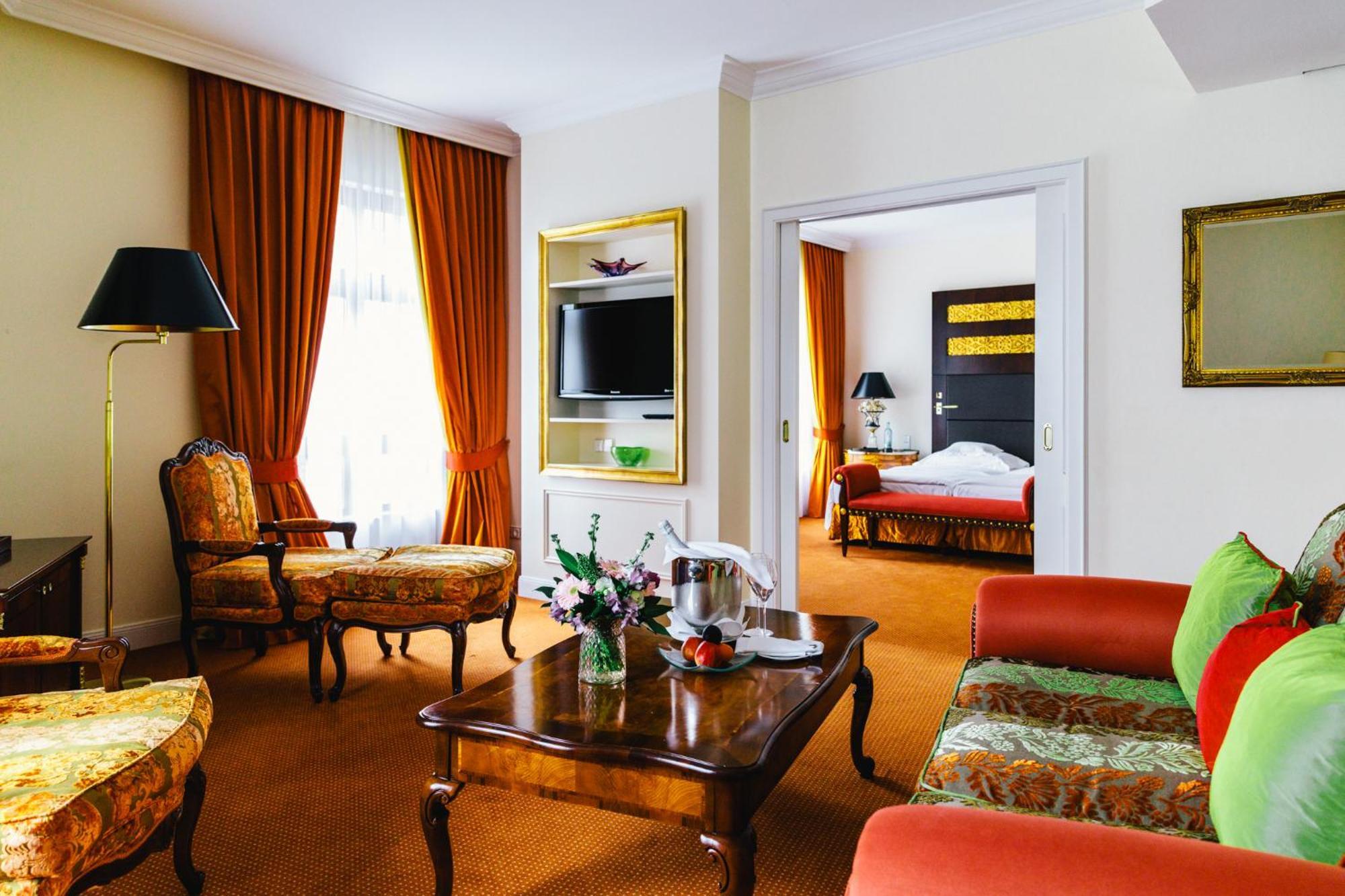 Hotel Relais & Chateaux Buelow Palais 5*