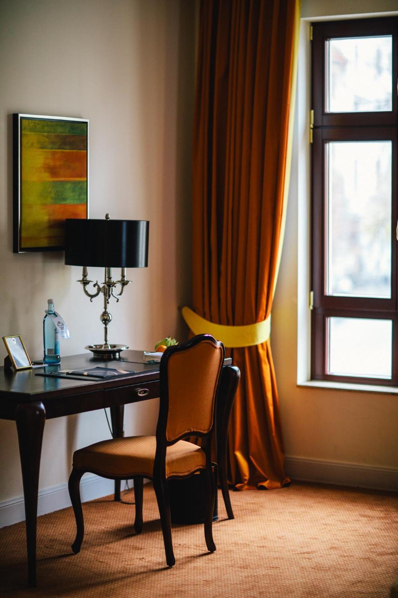 Relais & Chateaux Buelow Palais
