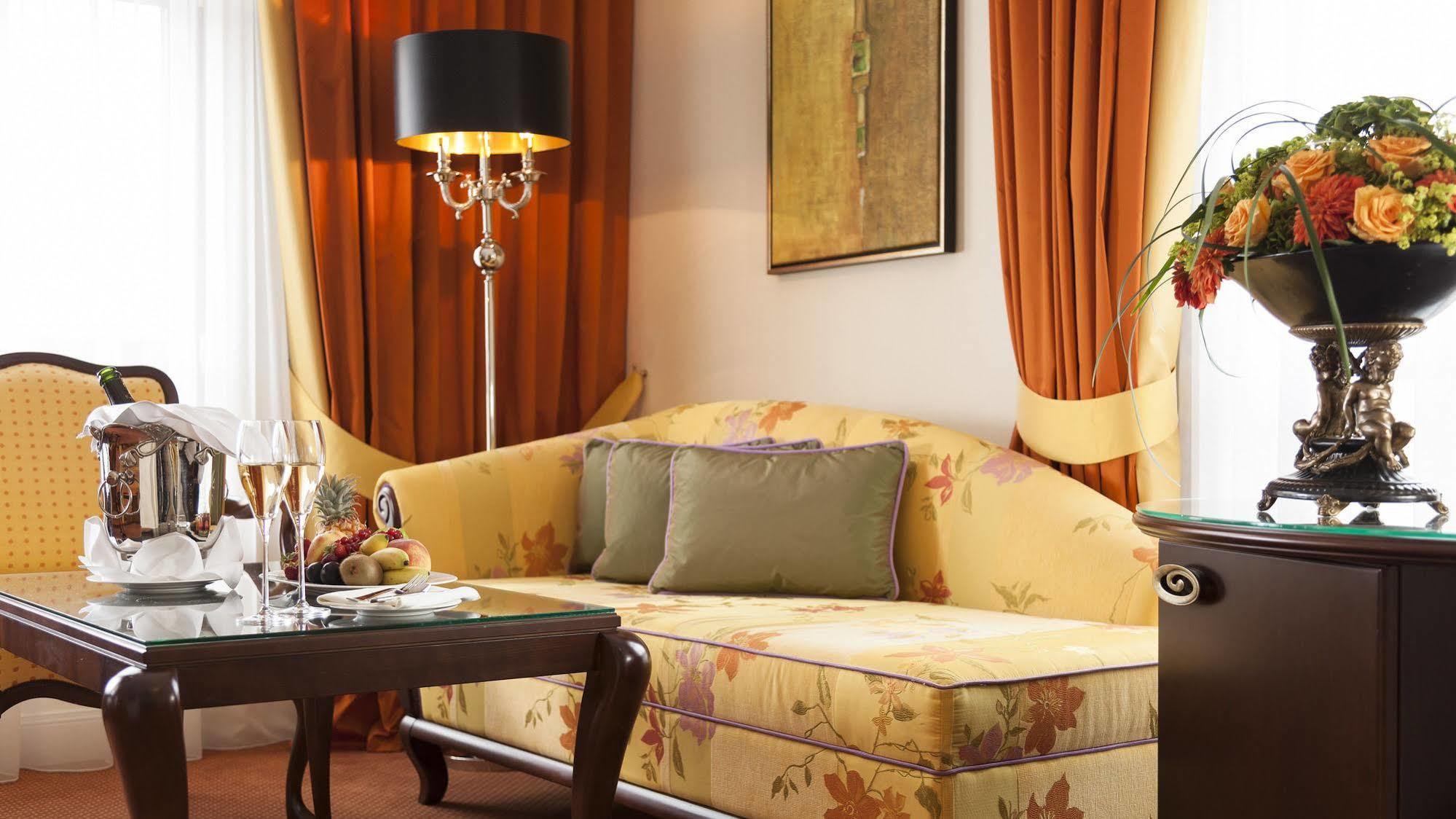 Relais & Chateaux Buelow Palais 5* Drezno